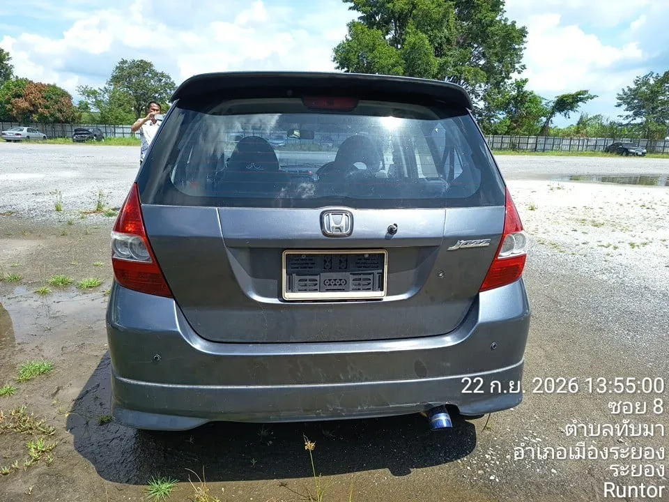 2004 Honda Jazz – 5