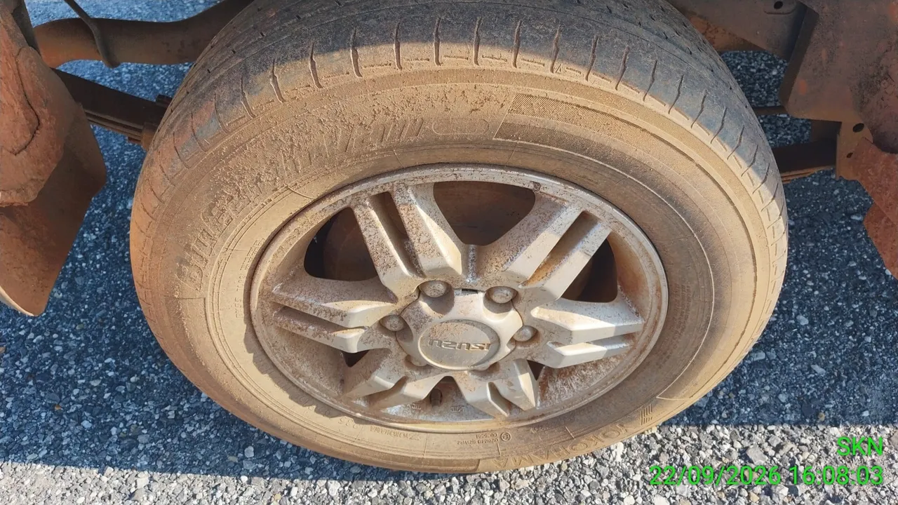2008 Isuzu D-Max – 10