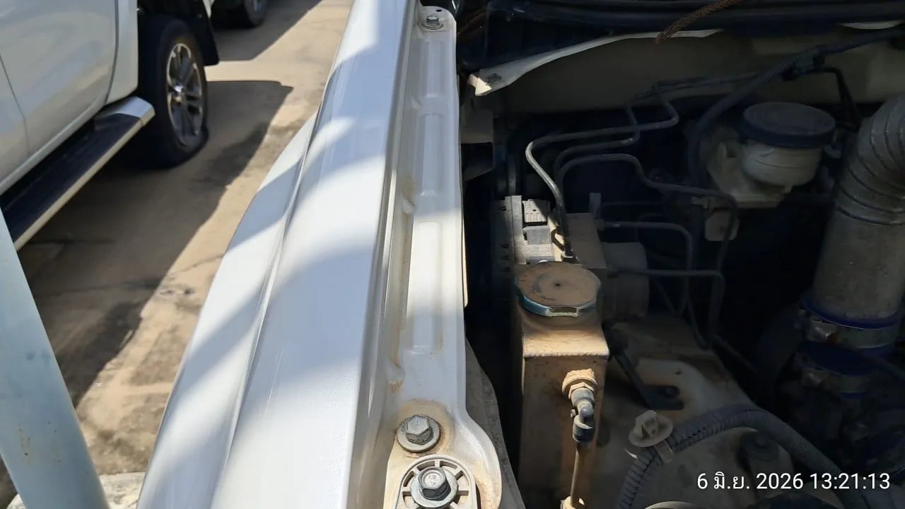 2013 Isuzu D-Max – 11