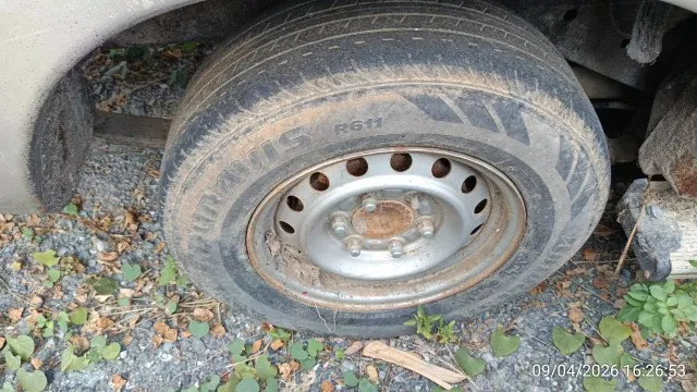 2001 Nissan Frontier – 10
