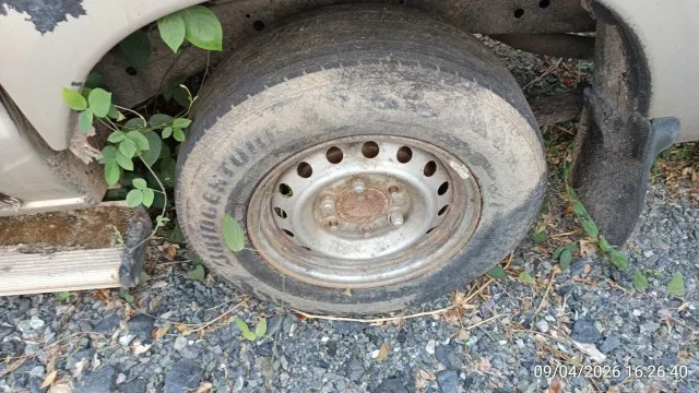 2001 Nissan Frontier – 8