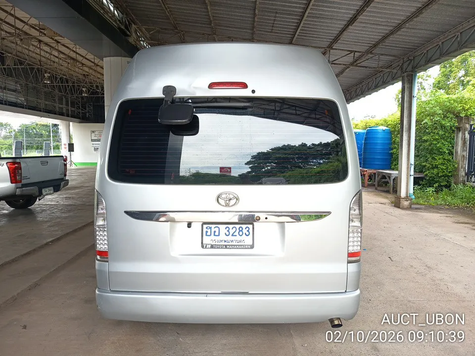 2014 Toyota Commuter – 6