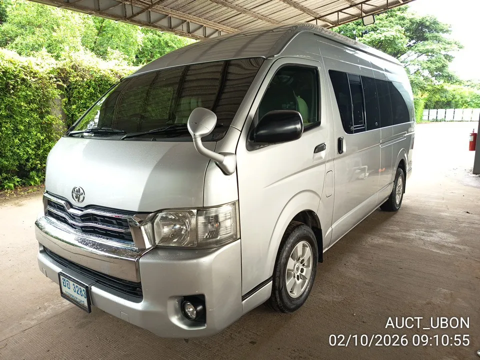 2014 Toyota Commuter – 10