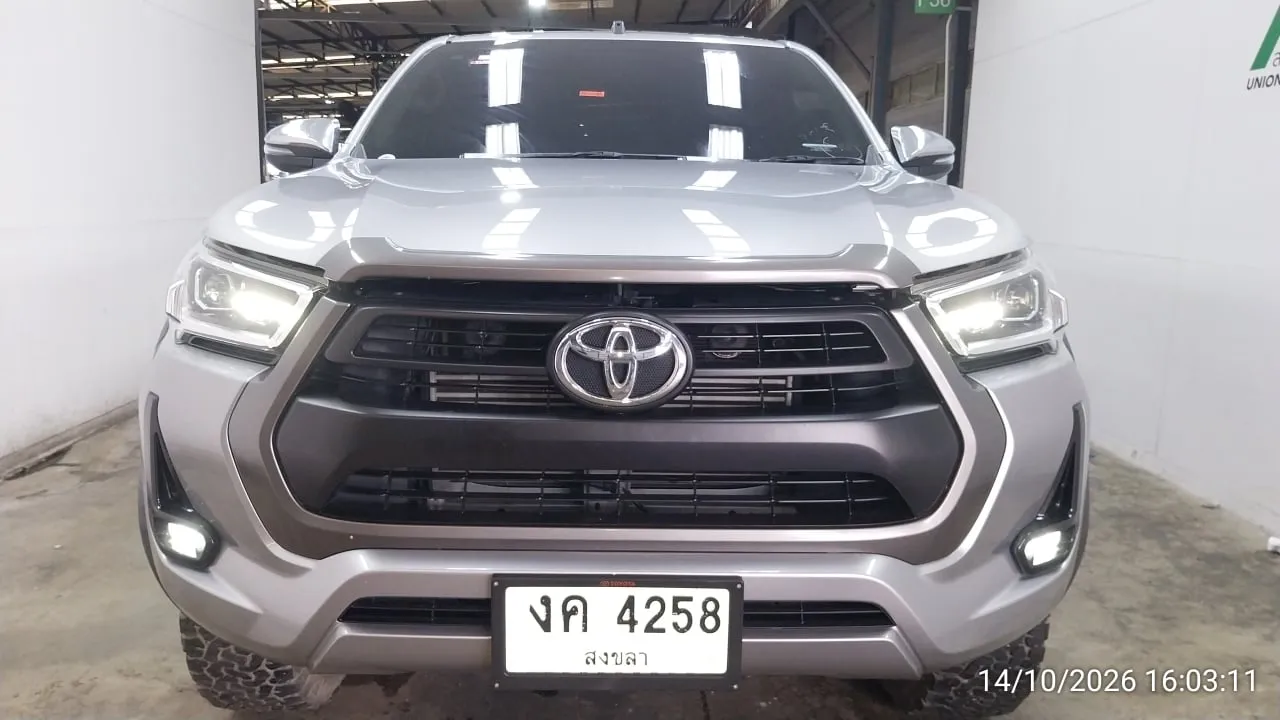 2020 Toyota Hilux Revo – 1