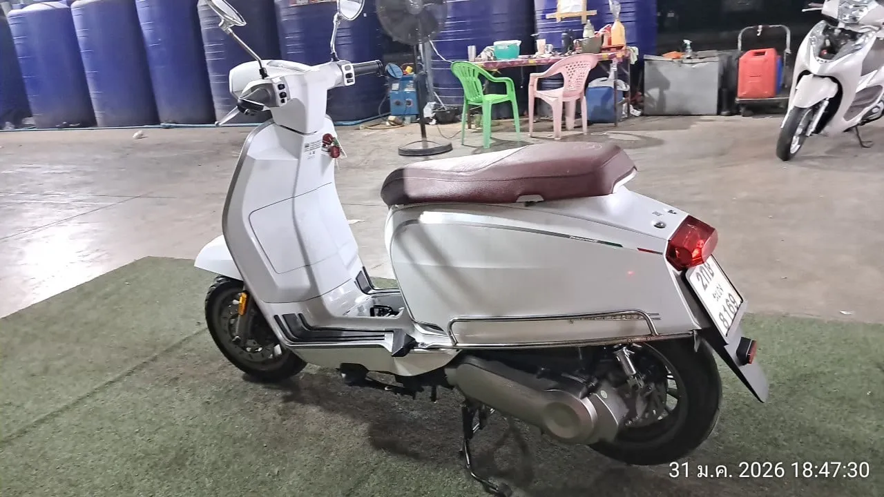 2024 Lambretta V200 – 9