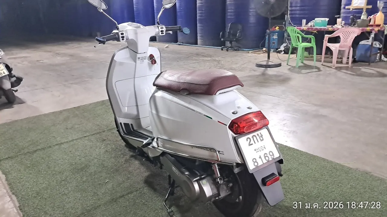 2024 Lambretta V200 – 8