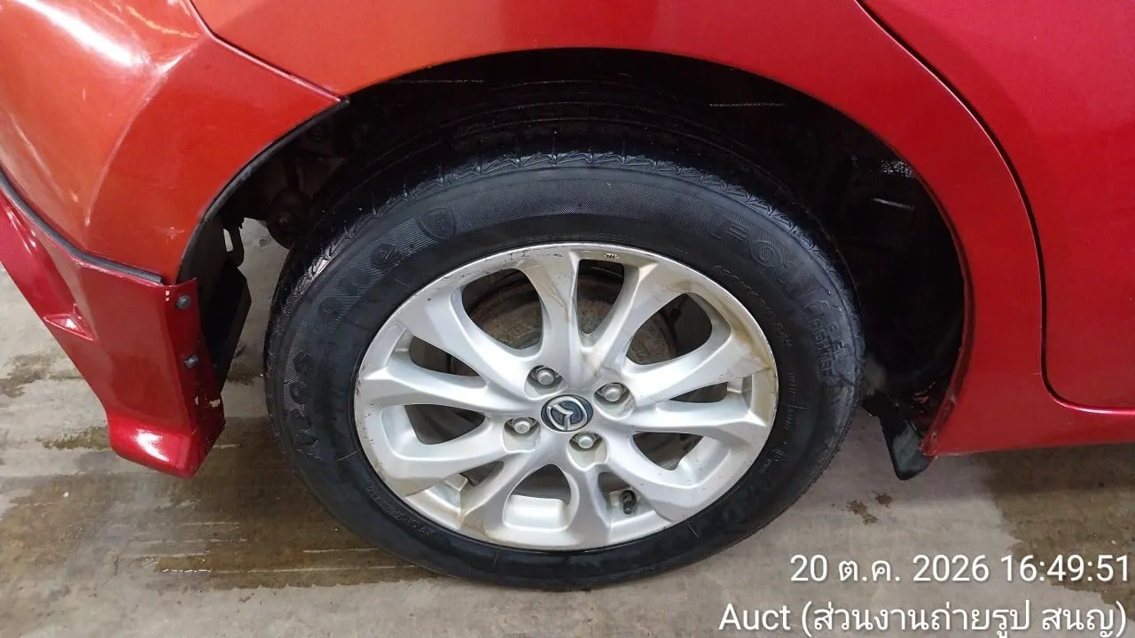 2015 Mazda Mazda2 – 12