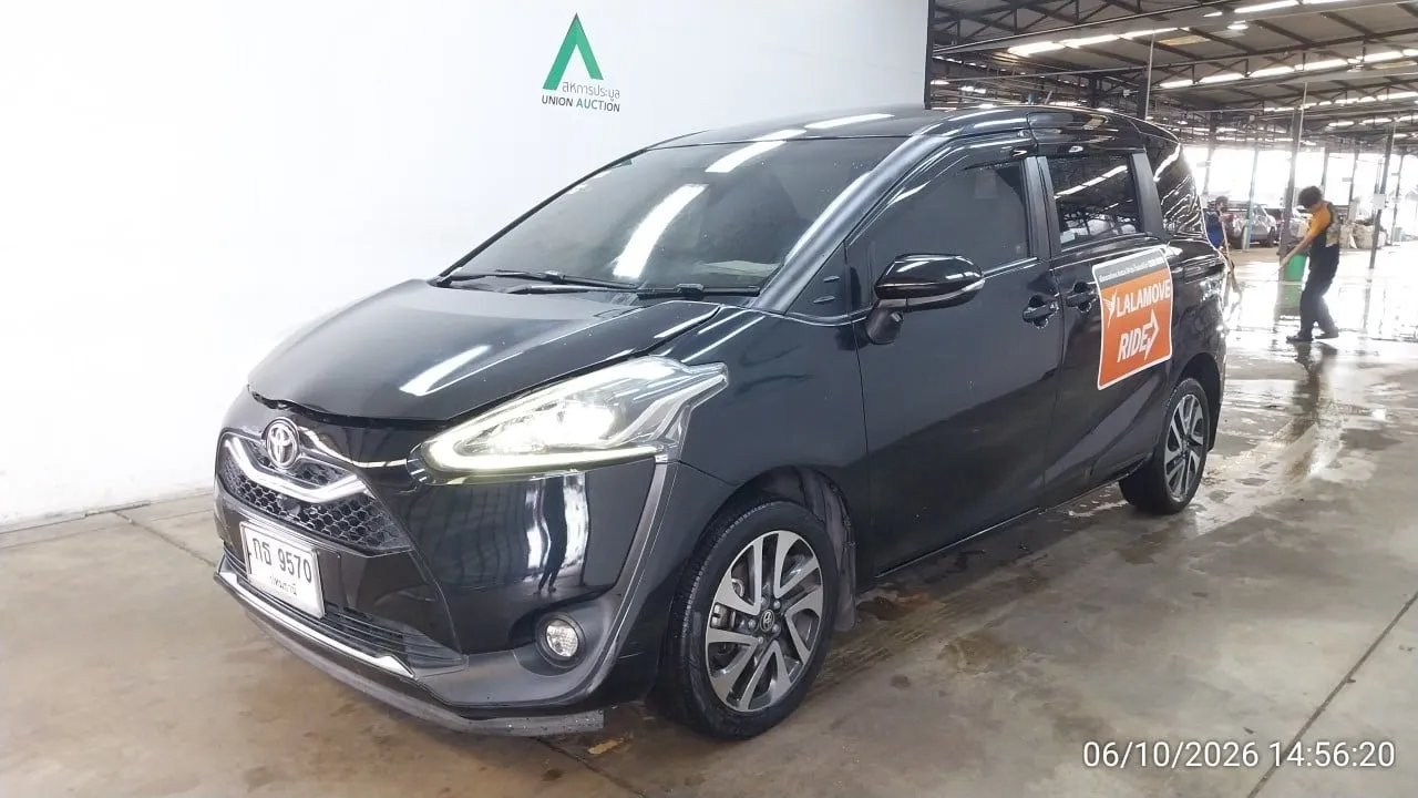 2022 Toyota Sienta – 3