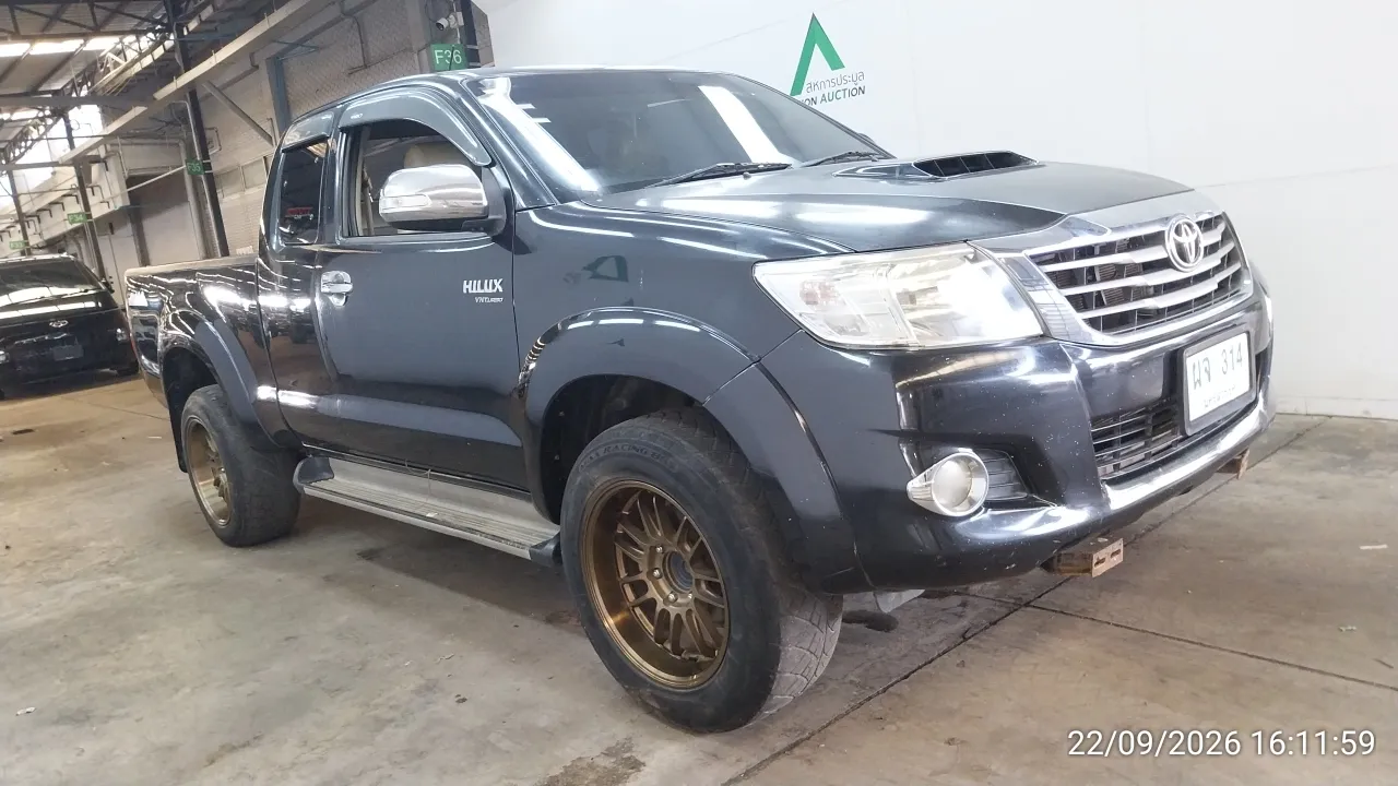 2011 Toyota Hilux Vigo – 2