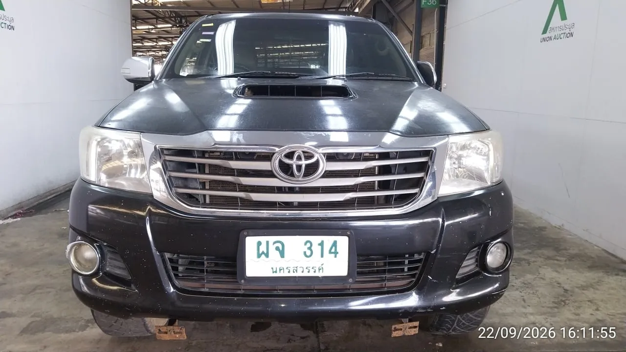 2011 Toyota Hilux Vigo – 1