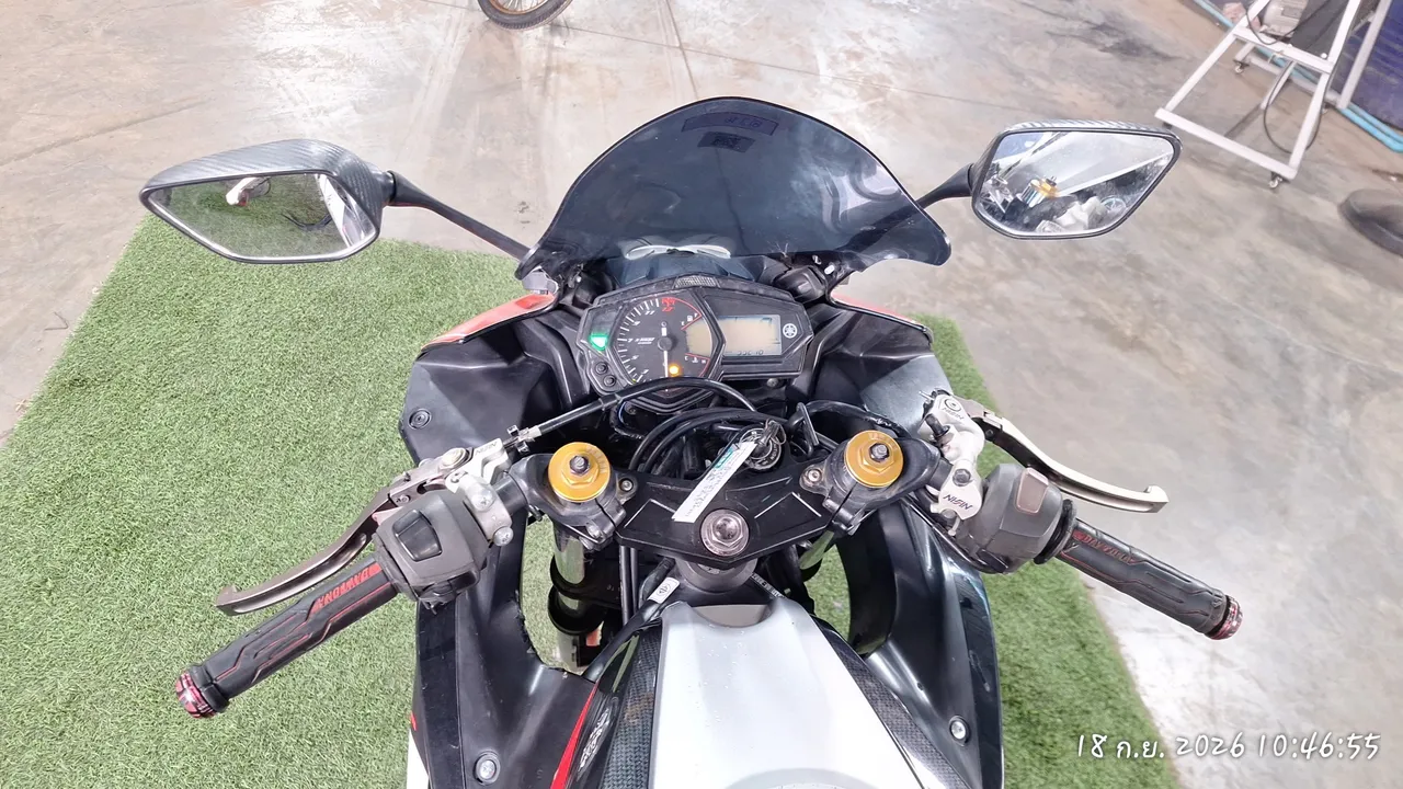 2015 Yamaha YZF-R3 – 10