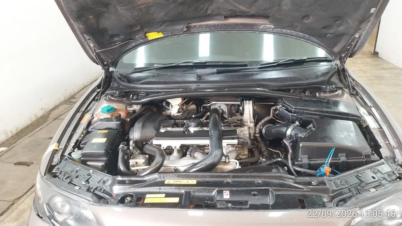 2004 Volvo S60 – 4