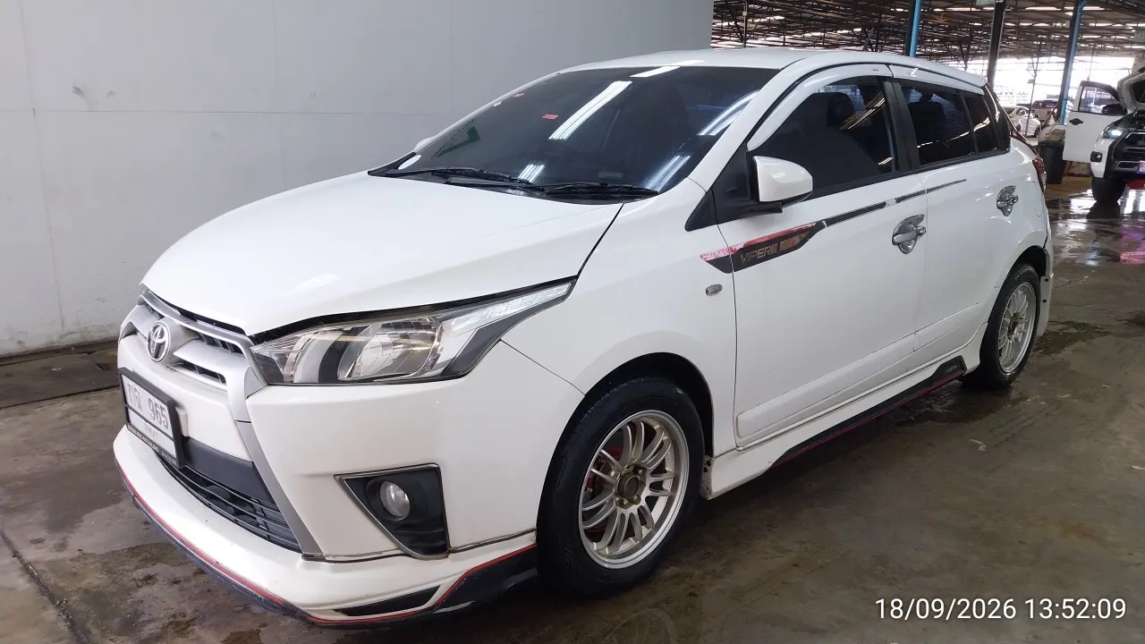 2015 Toyota Yaris – 3
