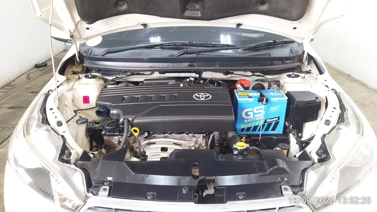 2015 Toyota Yaris – 4