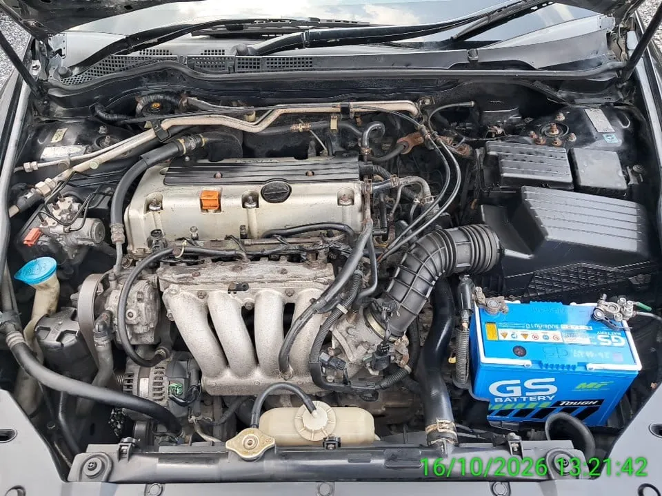 2004 Honda Accord – 7