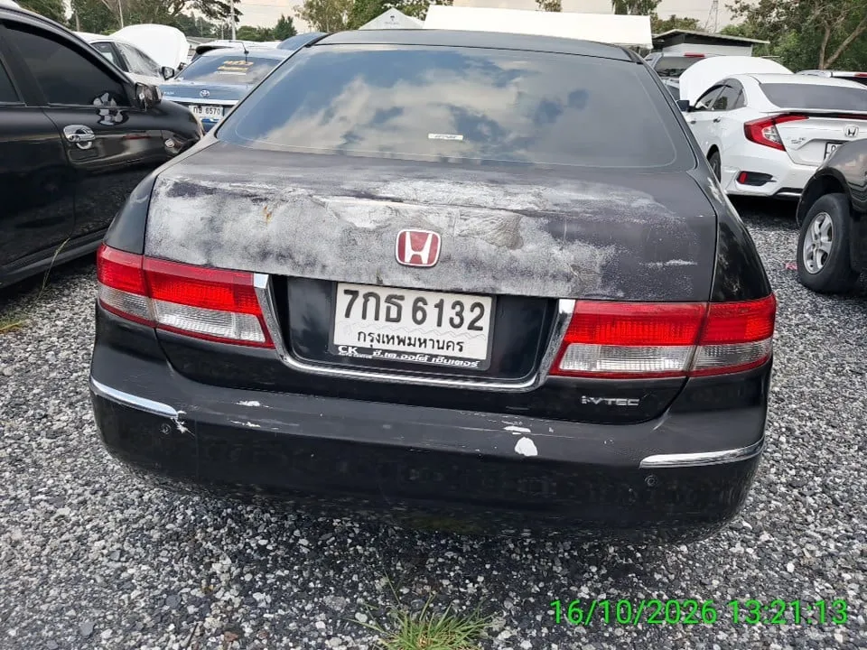 2004 Honda Accord – 4