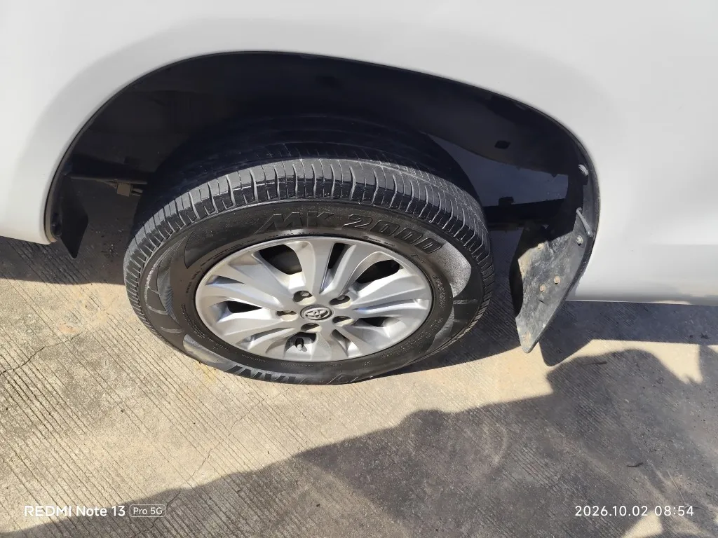 2016 Toyota Hilux Revo – 8