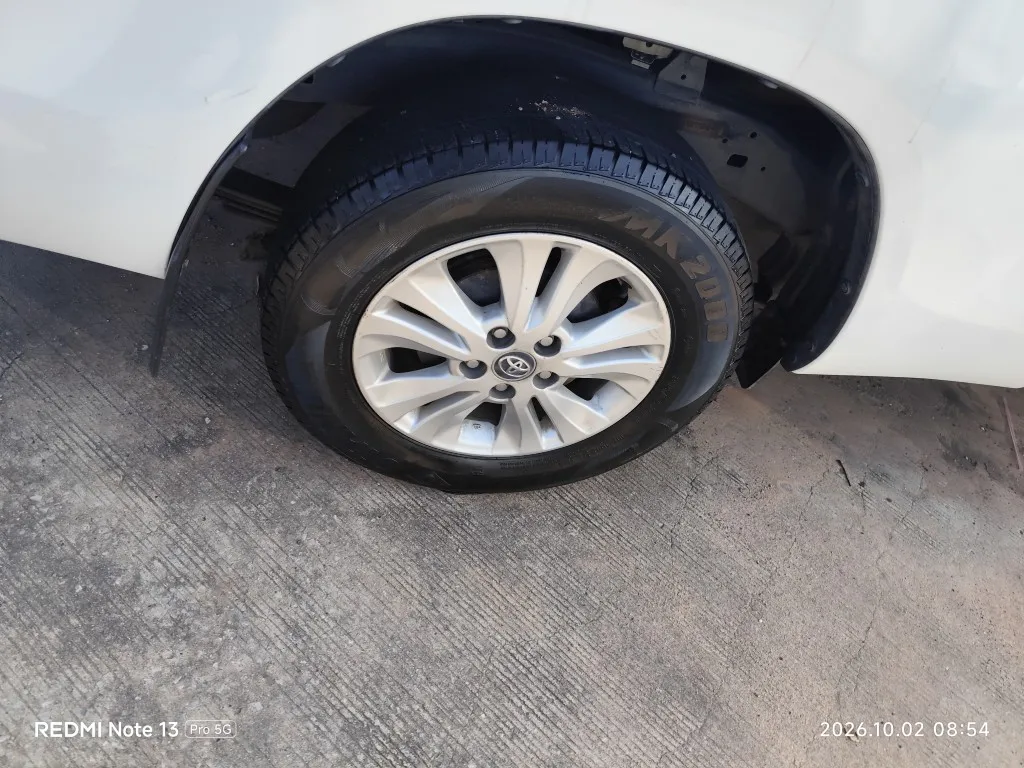 2016 Toyota Hilux Revo – 9