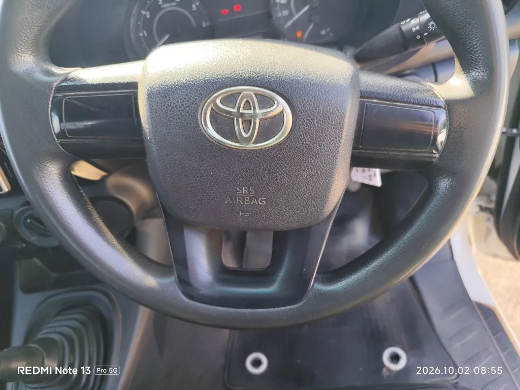 2016 Toyota Hilux Revo – 12
