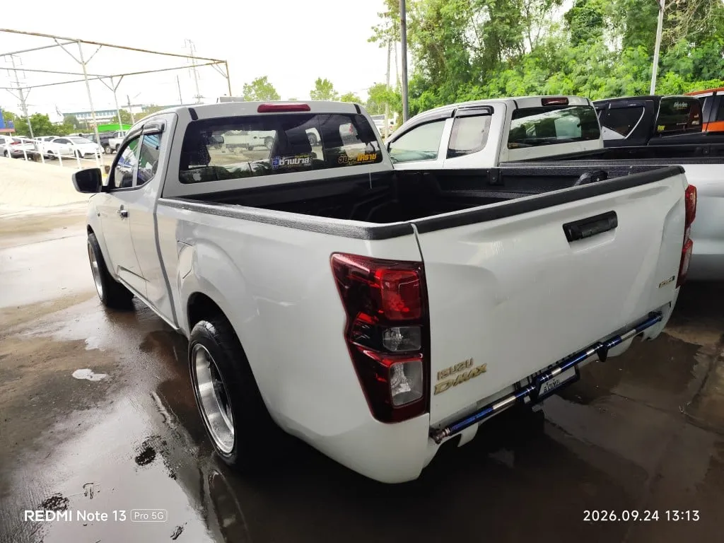 2022 Isuzu D-Max – 5