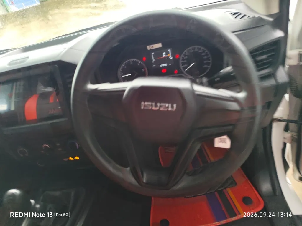 2022 Isuzu D-Max – 12