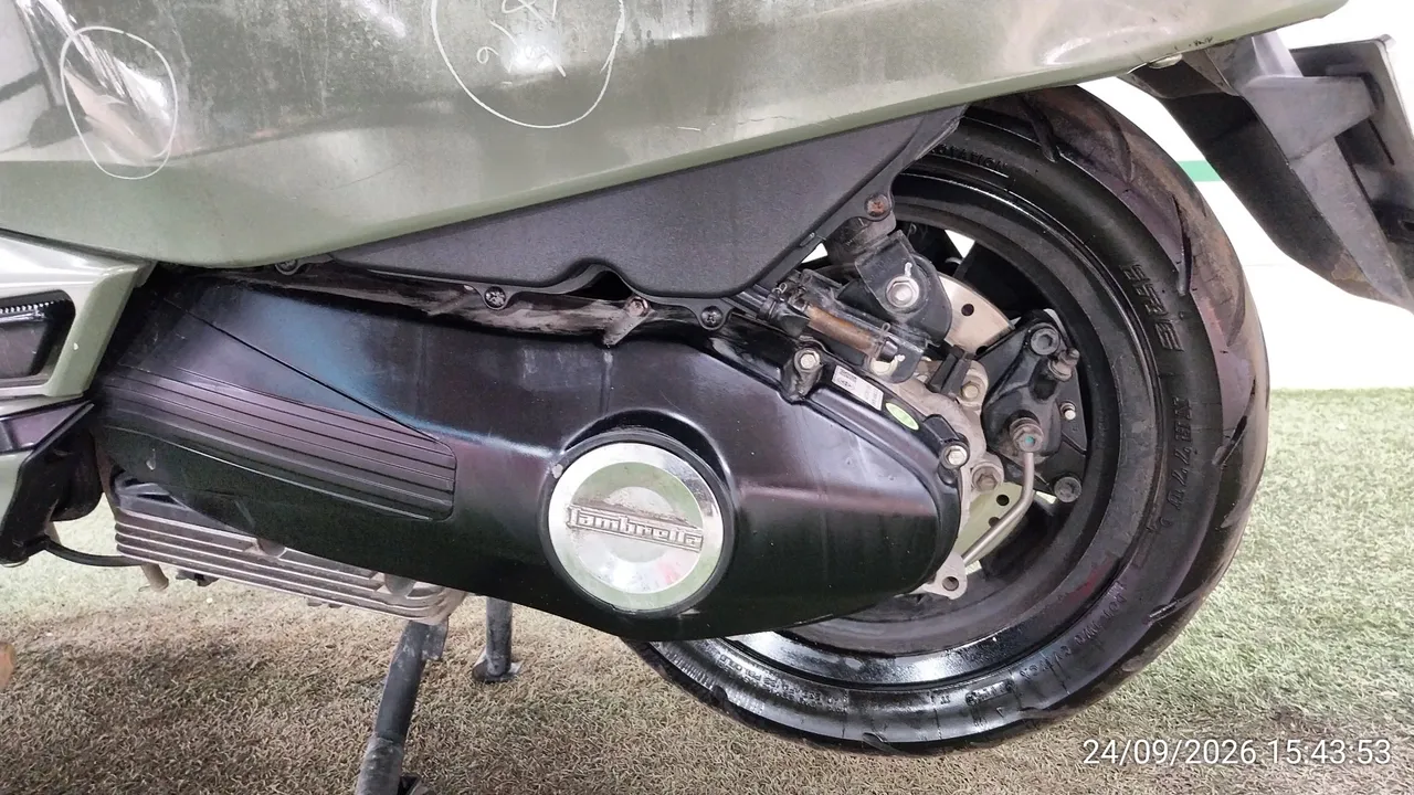 2023 Lambretta X300 – 12