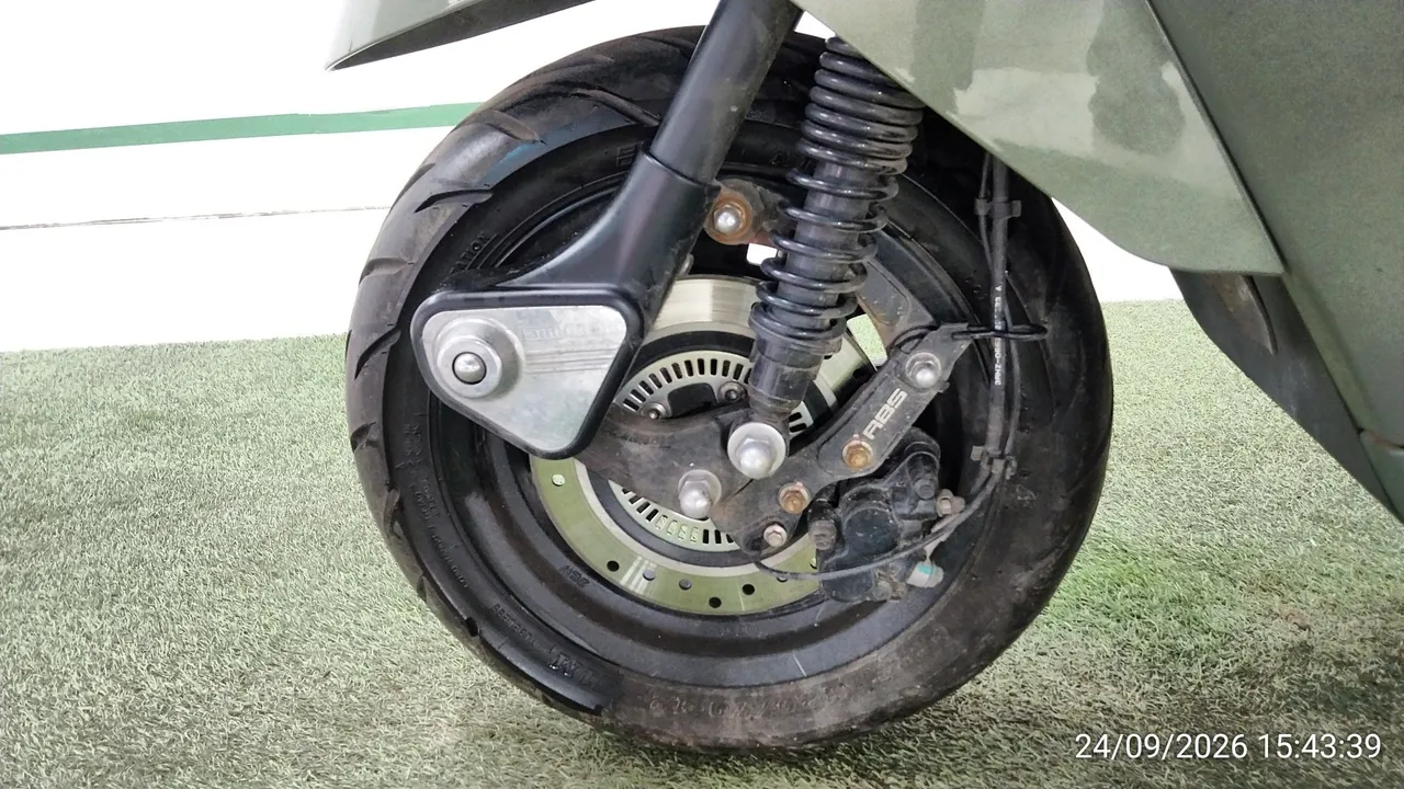 2023 Lambretta X300 – 9