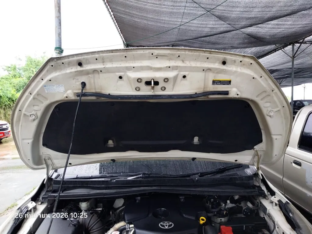 2017 Toyota Innova Crysta – 11