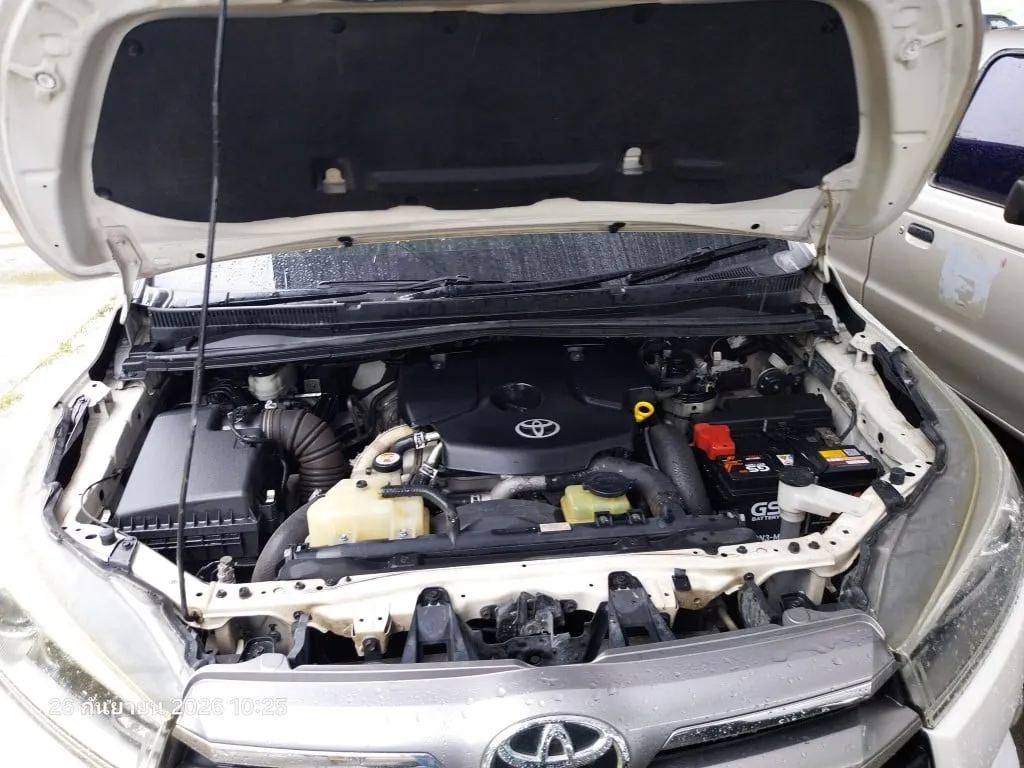 2017 Toyota Innova Crysta – 10