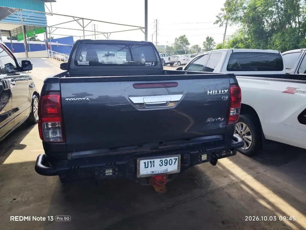 2016 Toyota Hilux Revo – 6