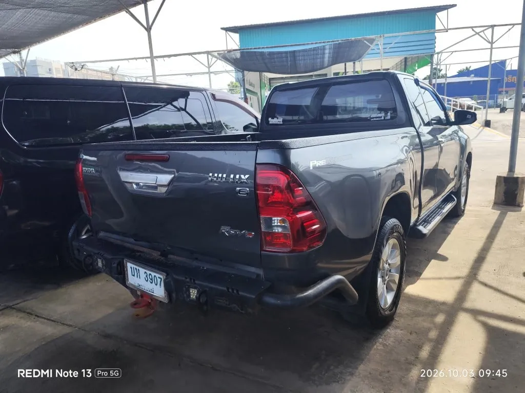 2016 Toyota Hilux Revo – 7