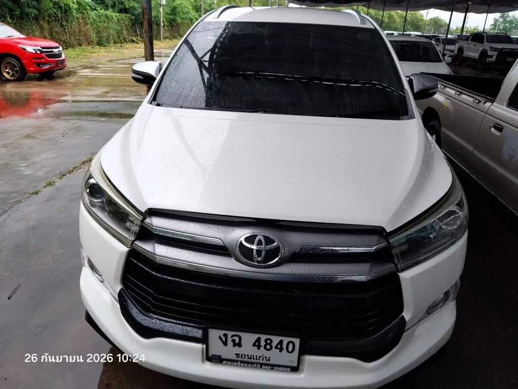 2017 Toyota Innova Crysta – 1