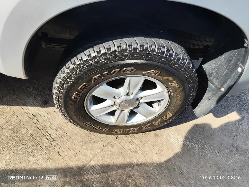 2015 Isuzu D-Max – 8