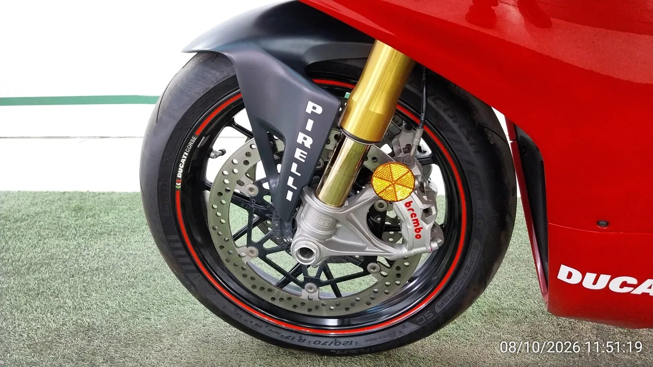 2019 Ducati Panigale V4 – 9