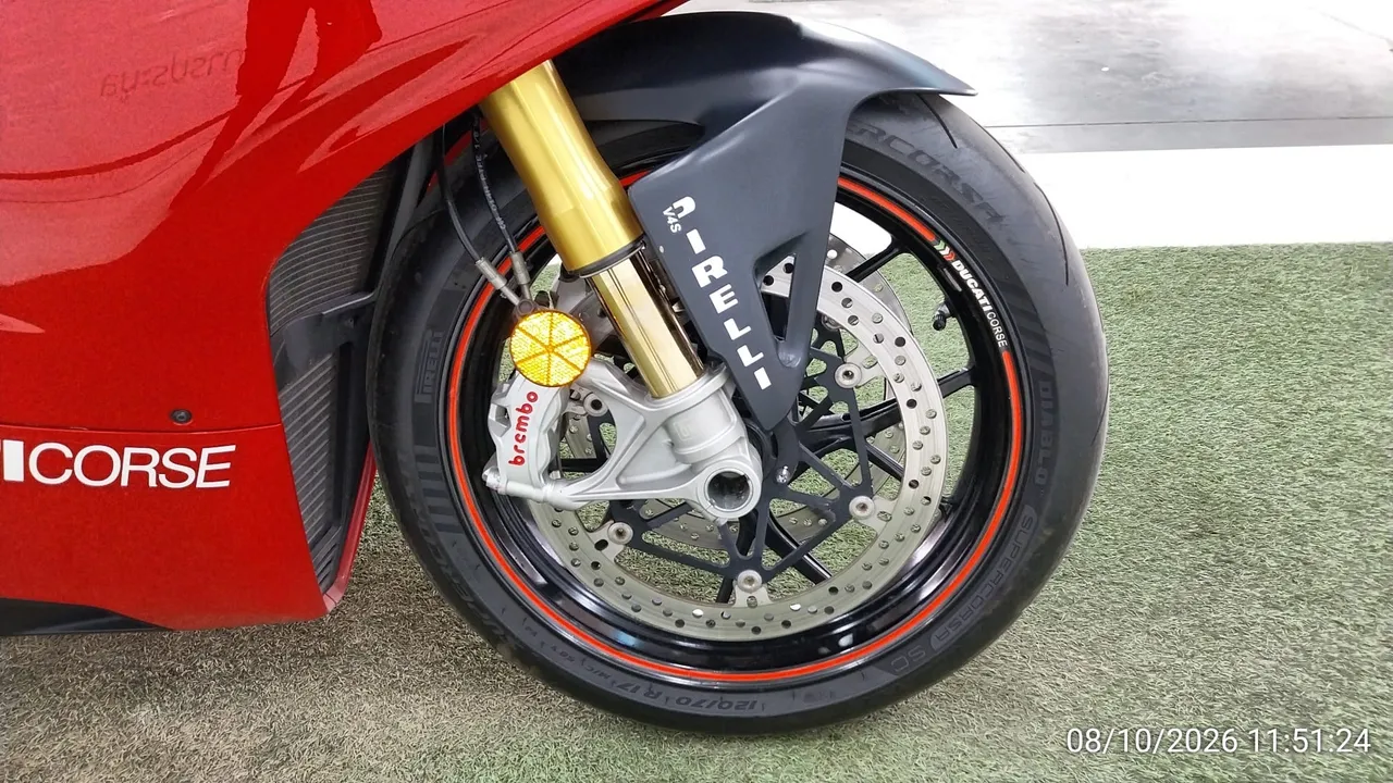 2019 Ducati Panigale V4 – 10