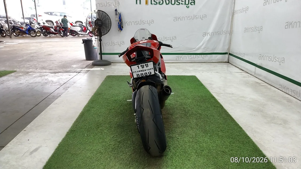 2019 Ducati Panigale V4 – 5
