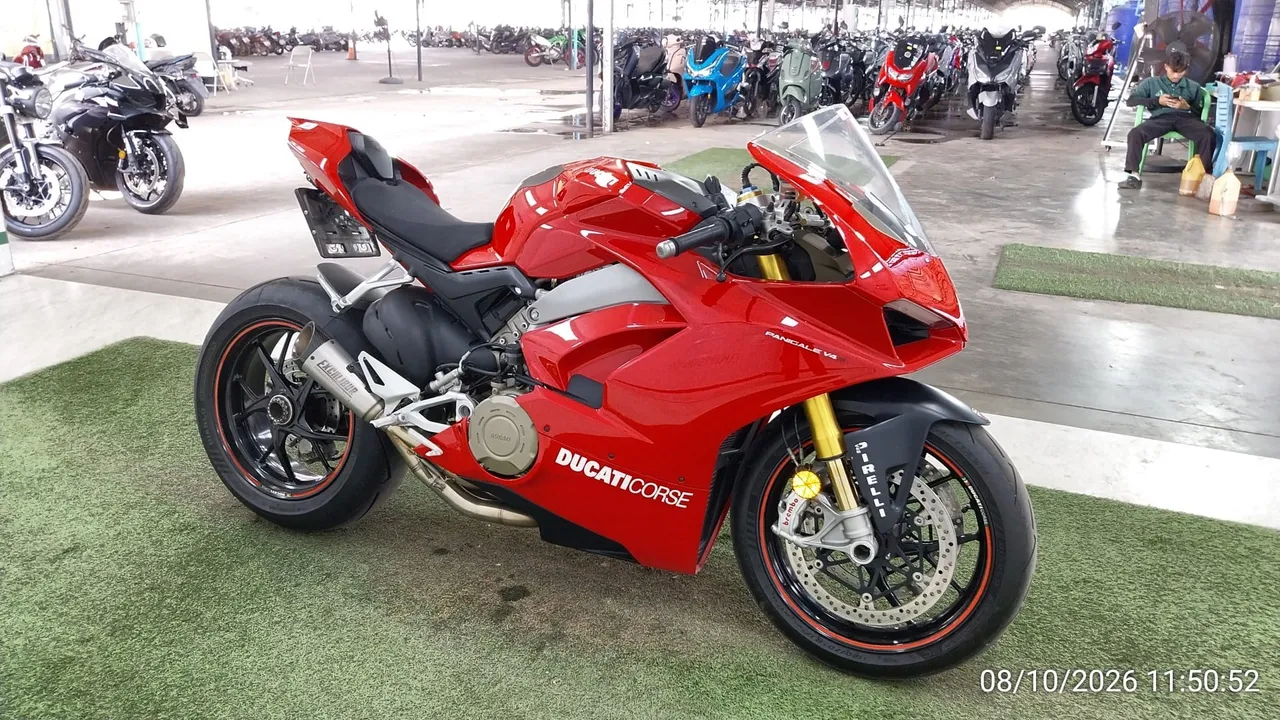 2019 Ducati Panigale V4 – 2