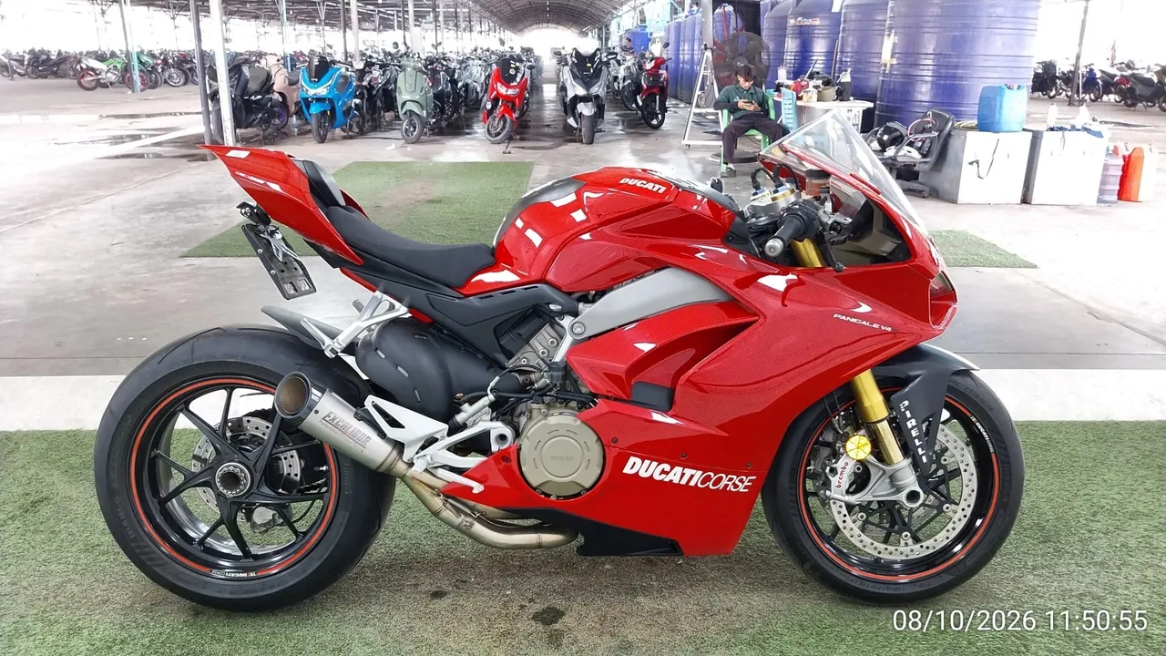 2019 Ducati Panigale V4 – 3