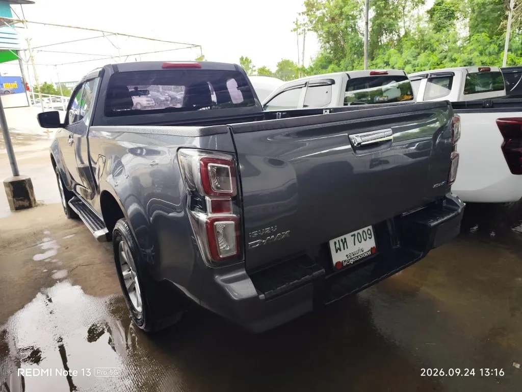 2020 Isuzu D-Max – 5
