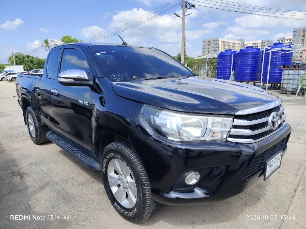 2016 Toyota Hilux Revo – 2