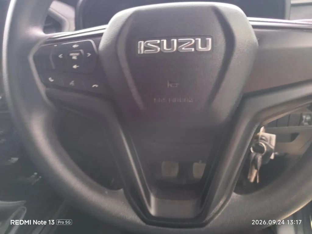 2020 Isuzu D-Max – 12