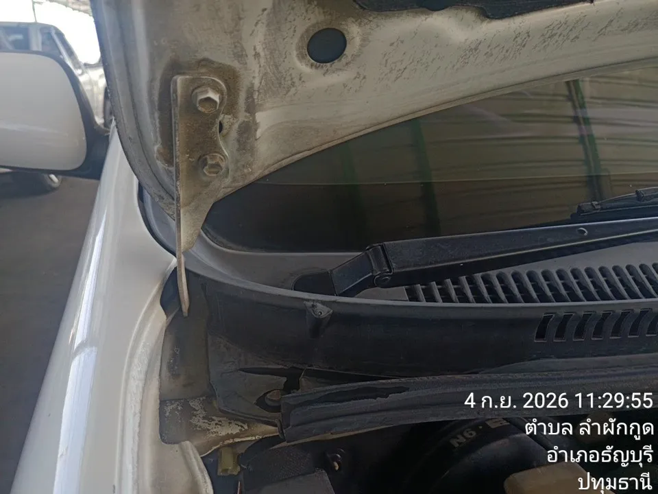 2010 Toyota Avanza – 7