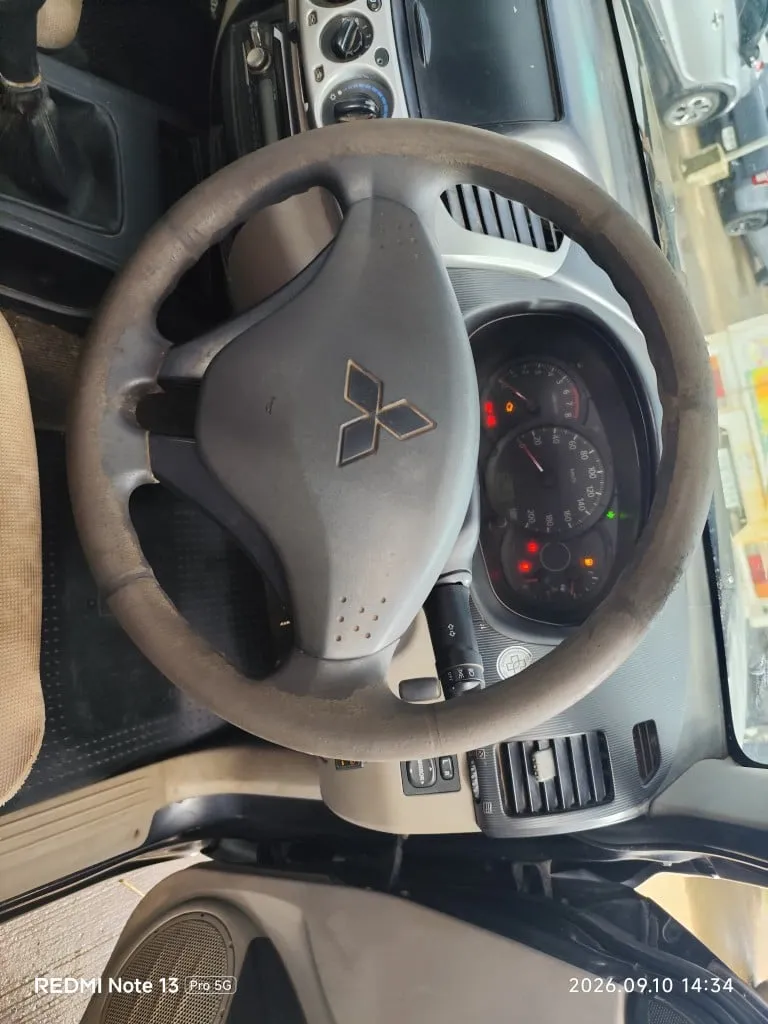 2011 Mitsubishi Triton – 12