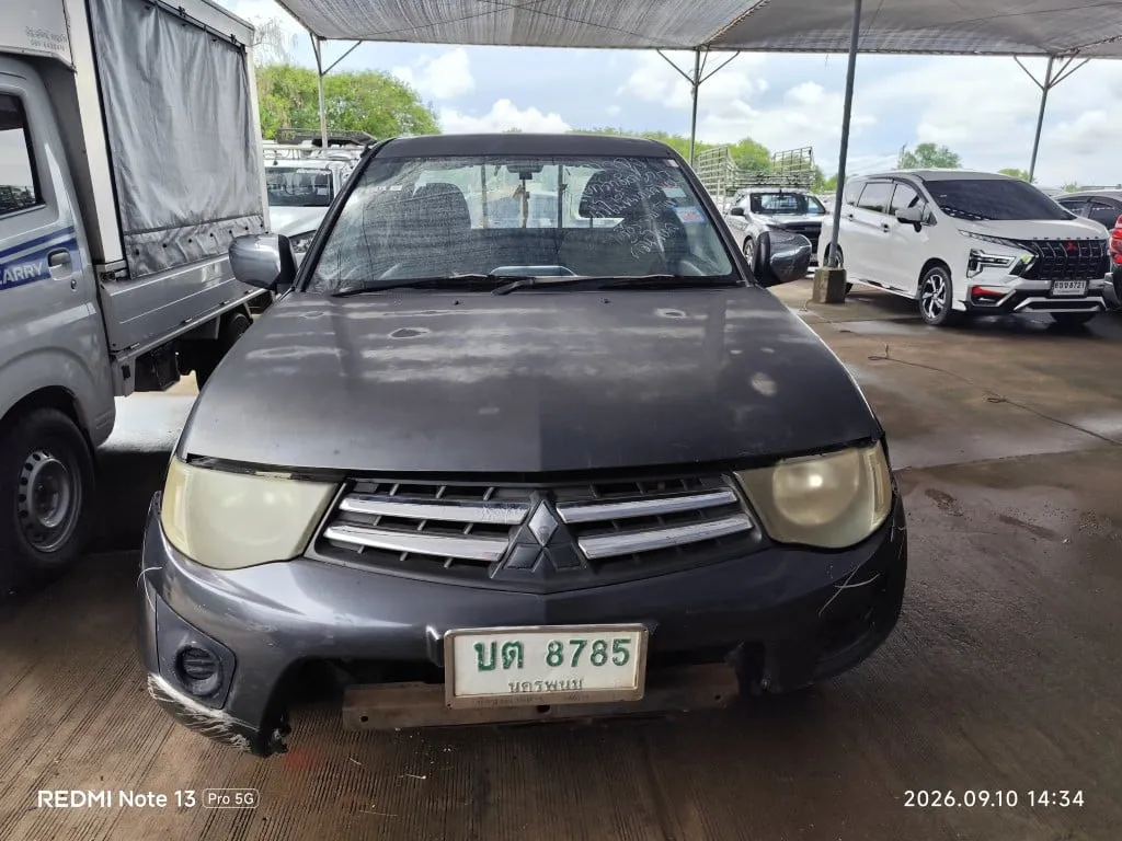 2011 Mitsubishi Triton – 1