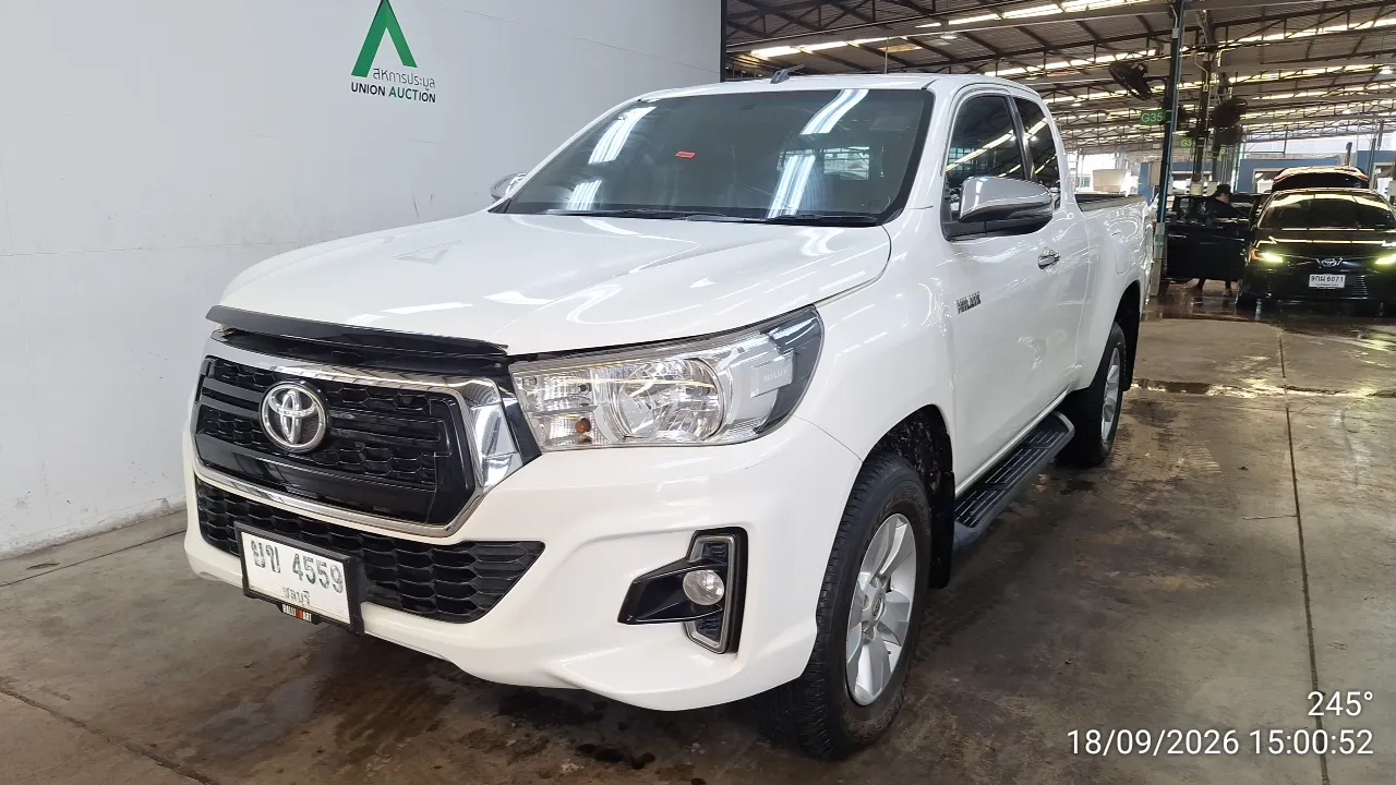 2019 Toyota Hilux Revo – 3