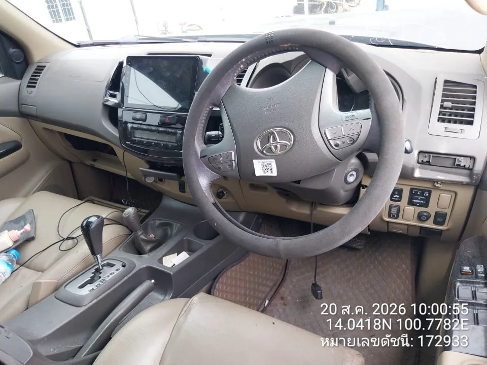 2011 Toyota Fortuner – 6