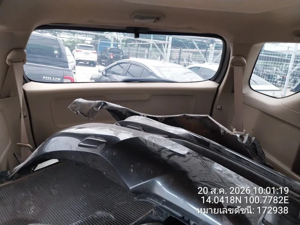 2011 Toyota Fortuner – 11