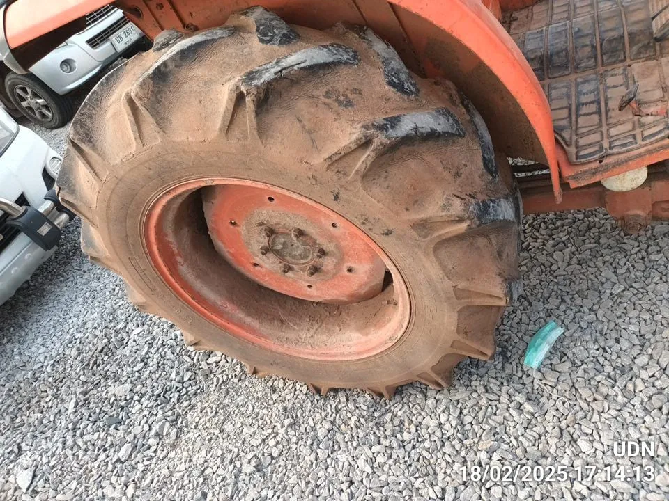 2010 Kubota L4708DT – 7