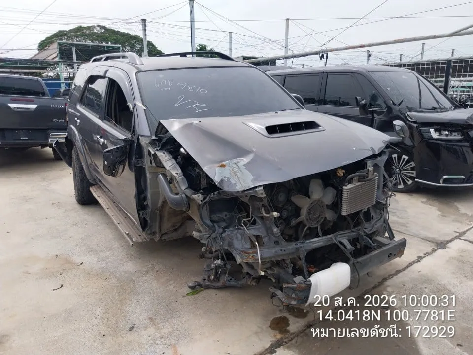 2011 Toyota Fortuner – 2