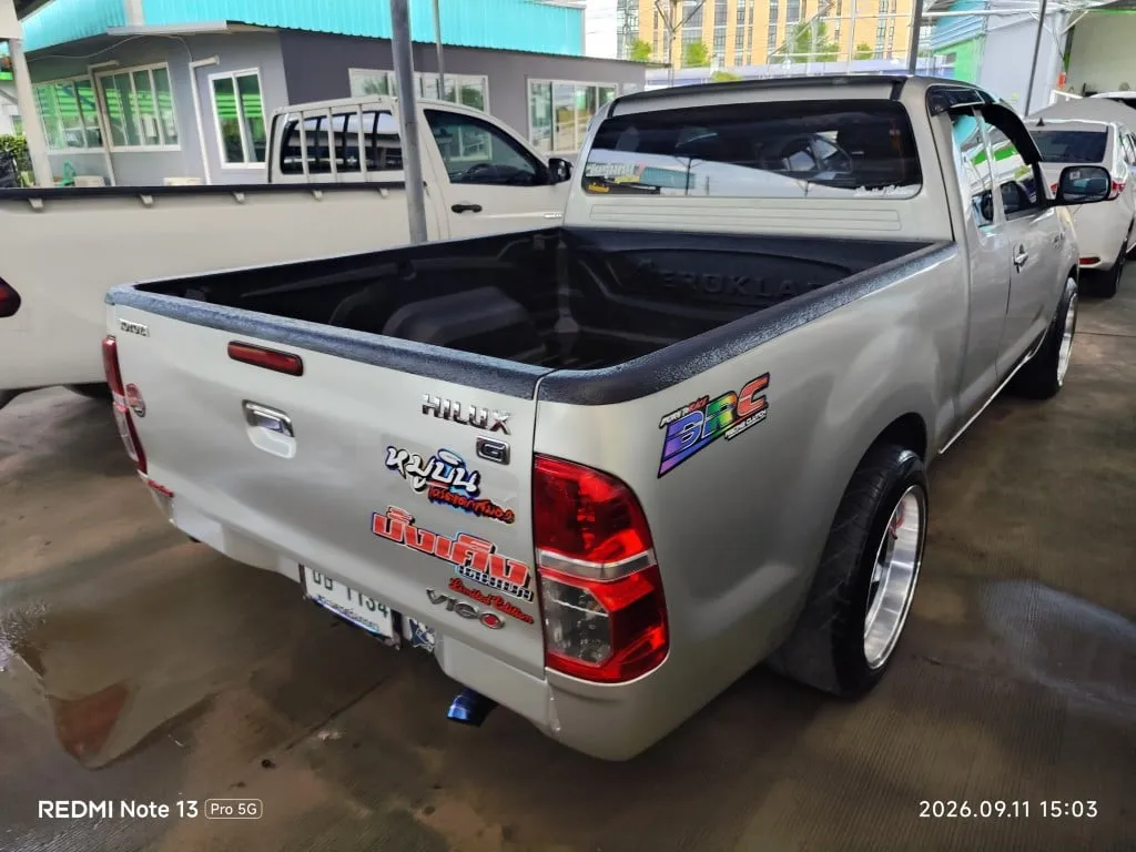 2011 Toyota Hilux Vigo – 3